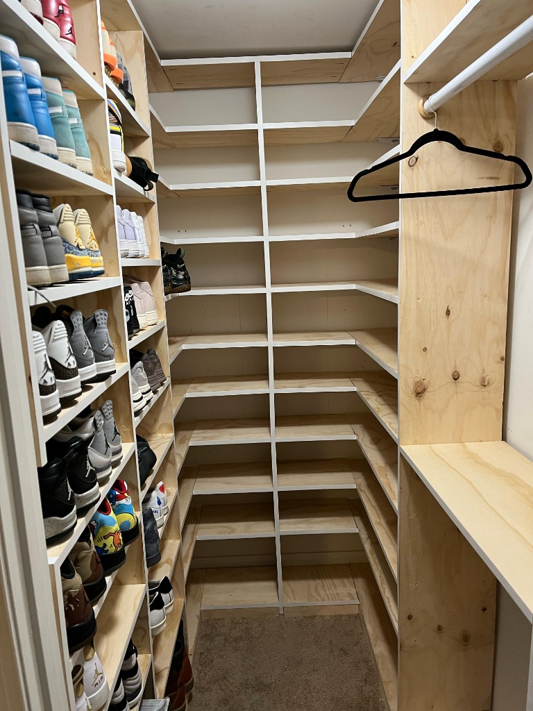 walk in closet