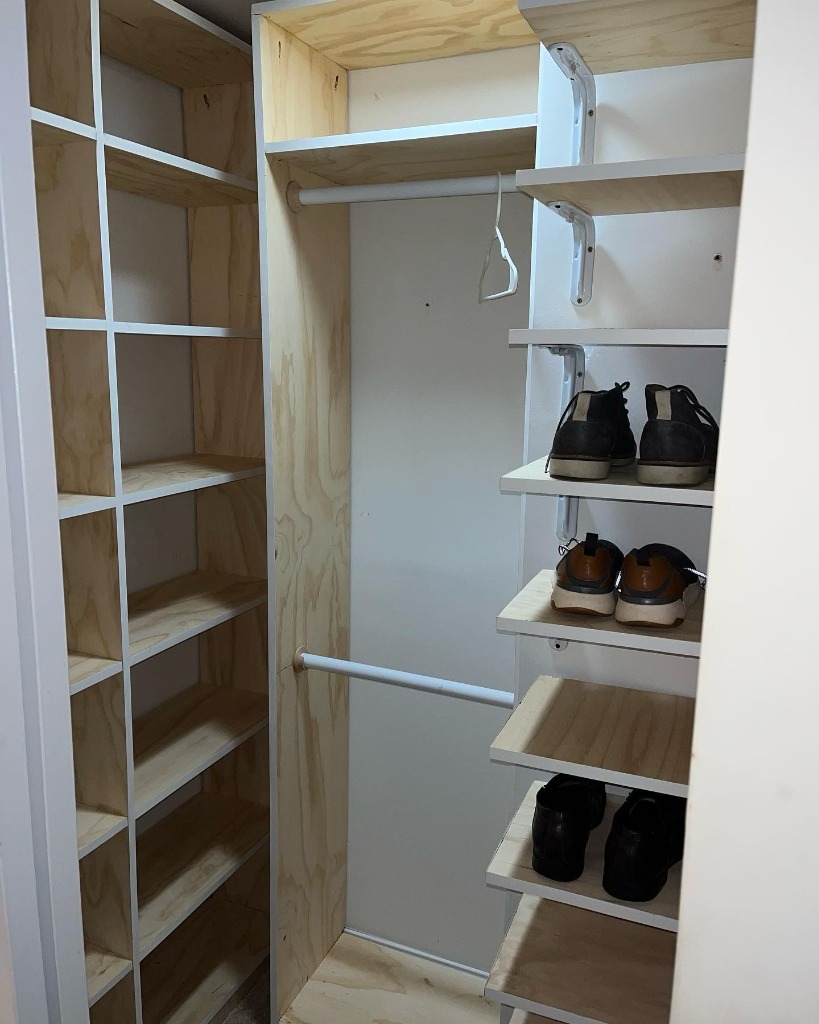 Shoe Rack Organization