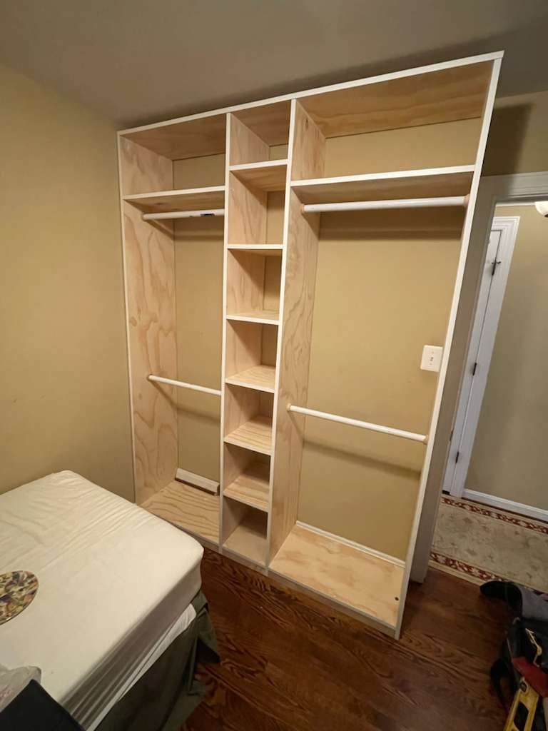 Custom Wooden Closet Design